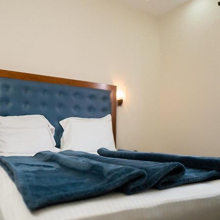 Cincinnati Hotel Yaoundé Eksteriør bilde