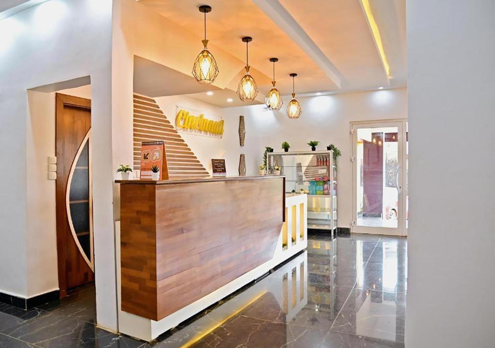 Cincinnati Hotel Yaoundé Eksteriør bilde