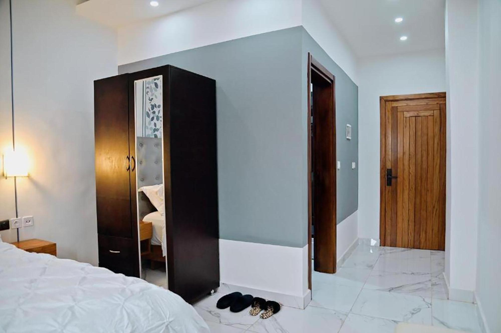 Cincinnati Hotel Yaoundé Eksteriør bilde